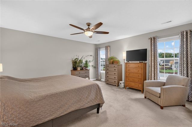 31832 Suncrest Circle, North Ridgeville, OH 44039