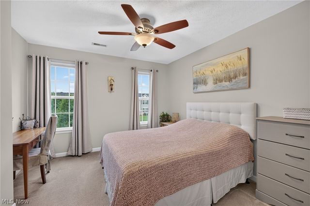 31832 Suncrest Circle, North Ridgeville, OH 44039