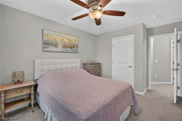 31832 Suncrest Circle, North Ridgeville, OH 44039