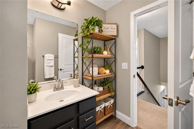 31832 Suncrest Circle, North Ridgeville, OH 44039