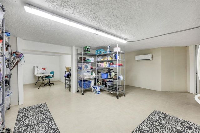 375 Germain AVE, Naples, FL 34108