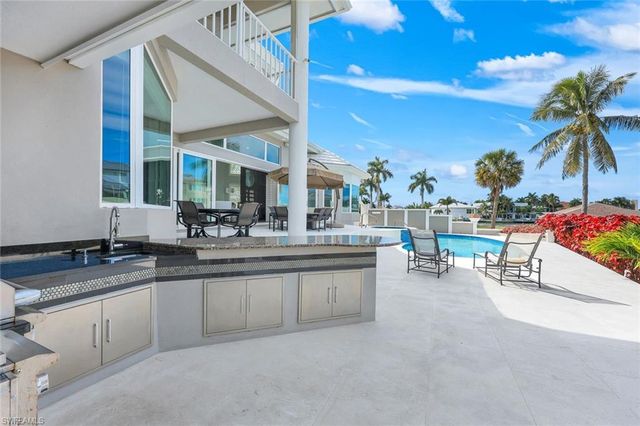 375 Germain AVE, Naples, FL 34108