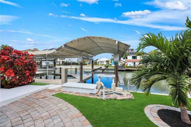 375 Germain AVE, Naples, FL 34108