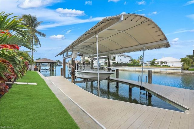 375 Germain AVE, Naples, FL 34108