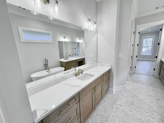 354 AVON RD, Memphis, TN 38117