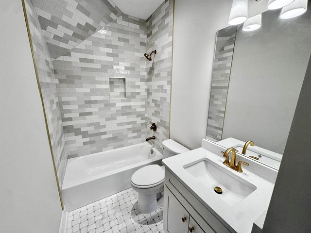 354 AVON RD, Memphis, TN 38117