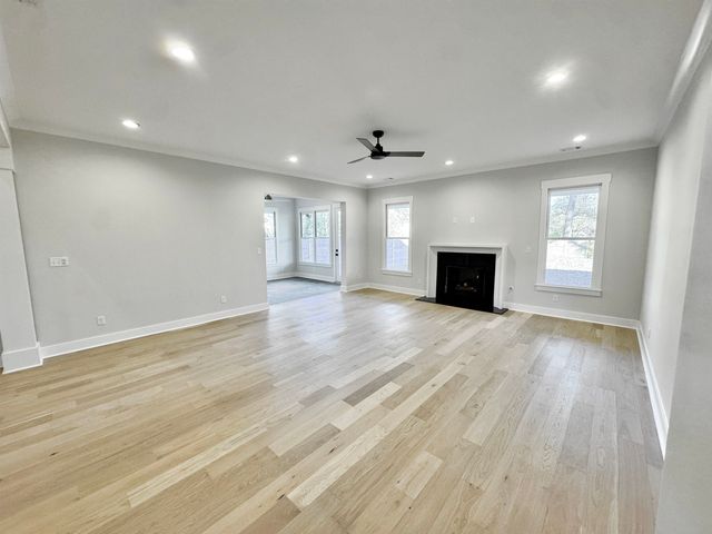 354 AVON RD, Memphis, TN 38117