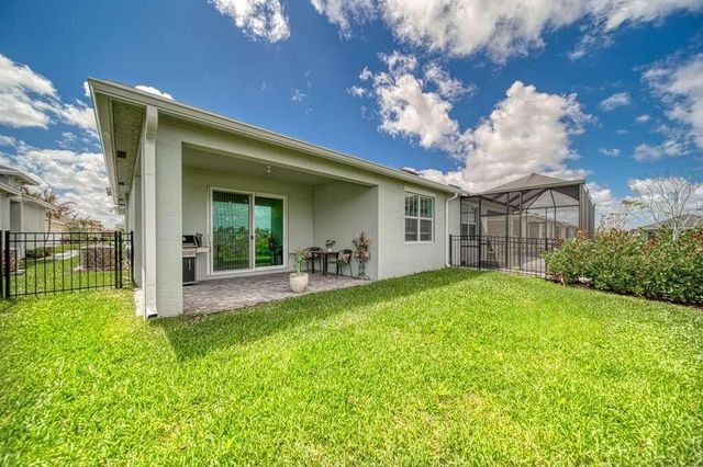 1920 SE Crosswood Way, Port St. Lucie, Port St Lucie, FL 34984