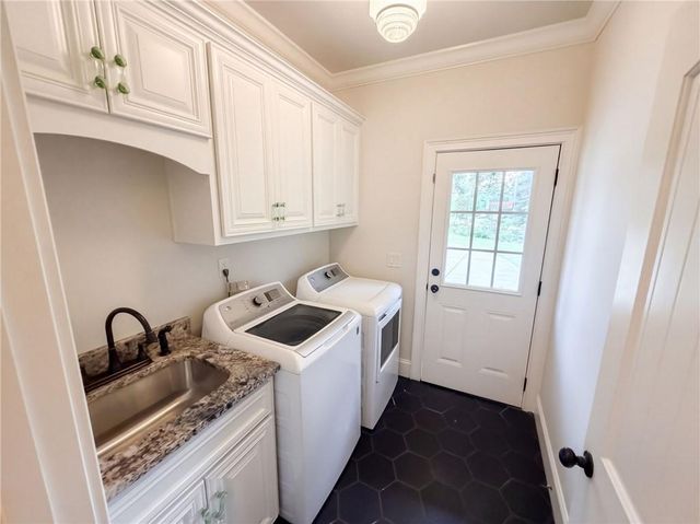 7510 Sunridge Lane, Douglasville, GA 30135