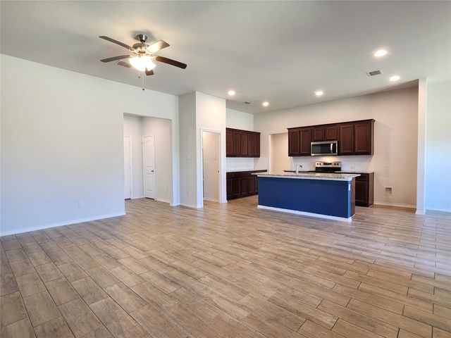 4709 Avion Drive, Sanger, TX 76266