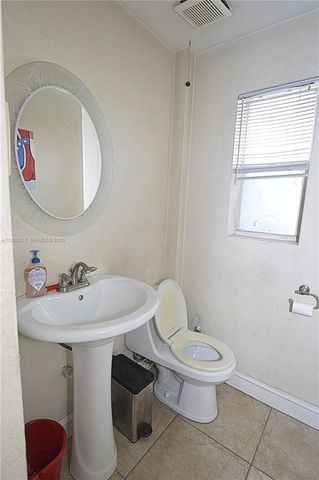 1680 W 33rd Pl 1680, Hialeah, FL 33012