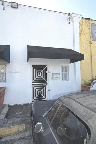 1680 W 33rd Pl 1680, Hialeah, FL 33012