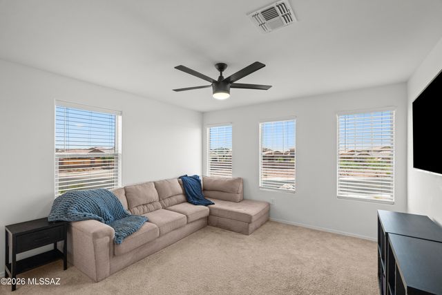 10462 W Chadwick Drive, Marana, AZ 85653
