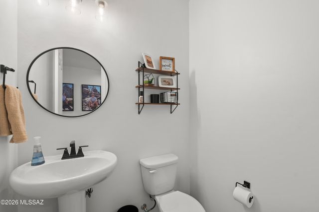 10462 W Chadwick Drive, Marana, AZ 85653