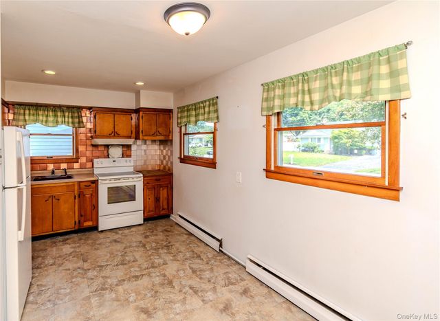 14 Marc Terrace, Monroe, NY 10950
