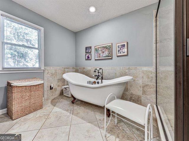 5855 Wills Lake Road, Cumming, GA 30040