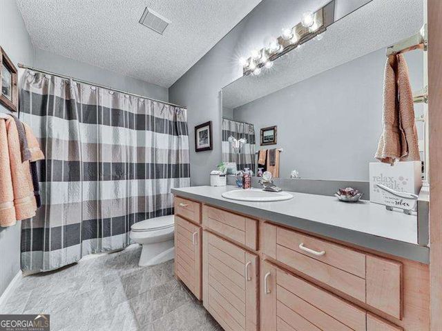 5855 Wills Lake Road, Cumming, GA 30040