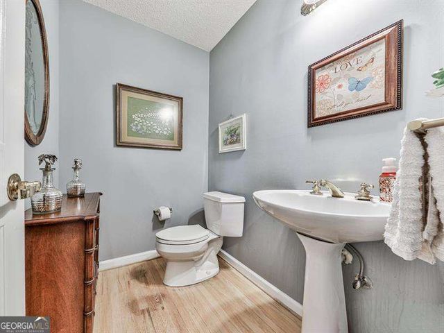 5855 Wills Lake Road, Cumming, GA 30040