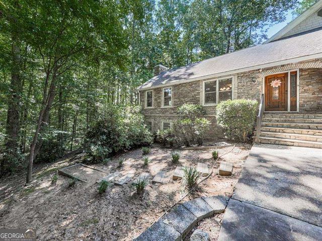 5855 Wills Lake Road, Cumming, GA 30040