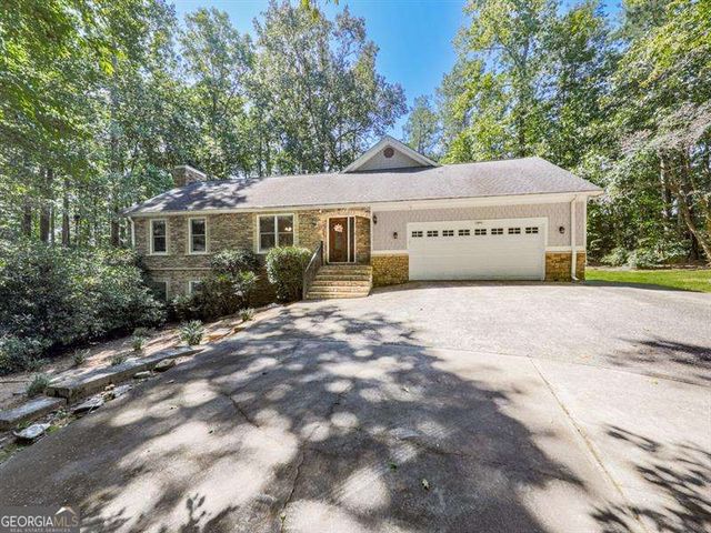 5855 Wills Lake Road, Cumming, GA 30040