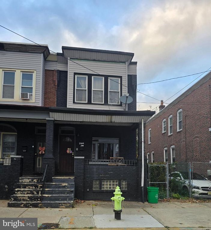 1325 SHERIDAN ST, Camden, NJ 08104