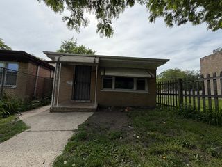 5652 S Aberdeen Street, Chicago, IL 60621