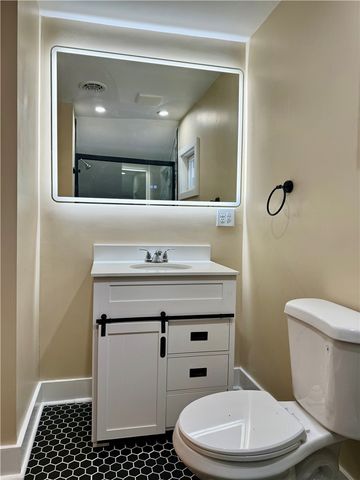 2320 N.Charles, Central North Side, PA 15214