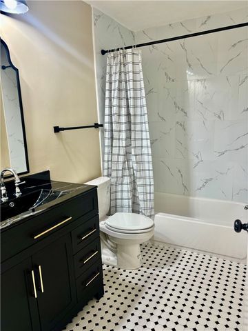 2320 N.Charles, Central North Side, PA 15214