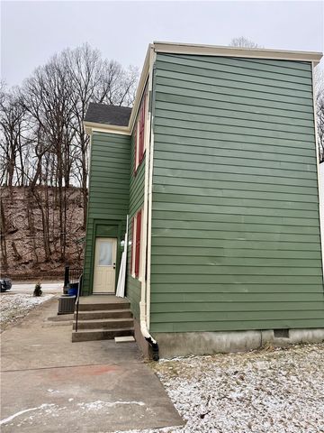 2320 N.Charles, Central North Side, PA 15214