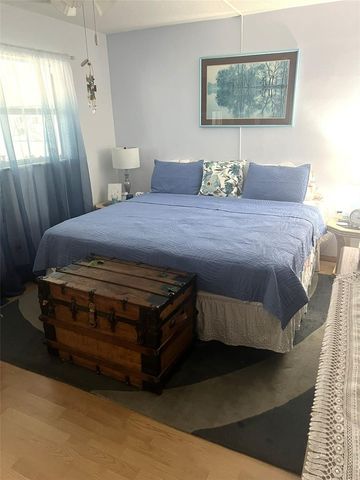 1000 79TH AVENUE N 203, St Petersburg, FL 33702