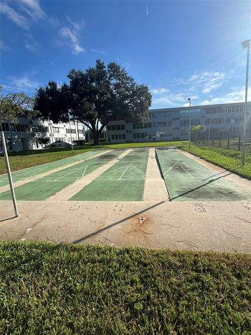 1000 79TH AVENUE N 203, St Petersburg, FL 33702