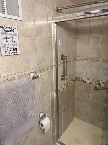 1000 79TH AVENUE N 203, St Petersburg, FL 33702