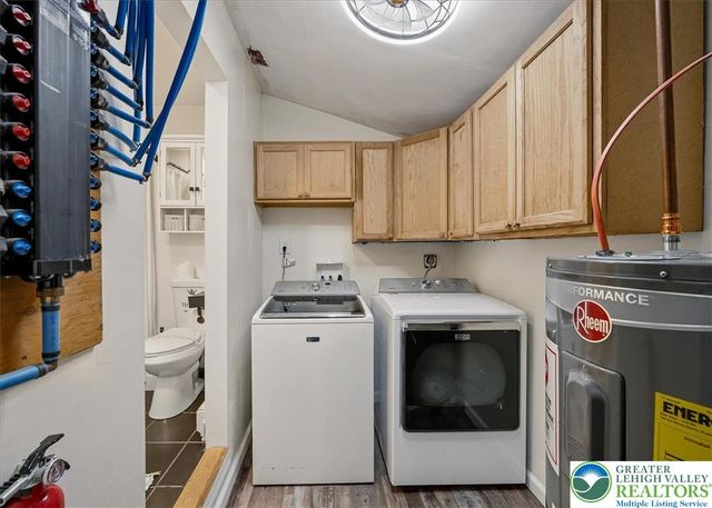 1739 Rolling Hills Drive, Coolbaugh Twp, PA 18466