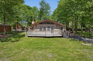 1739 Rolling Hills Drive, Coolbaugh Twp, PA 18466