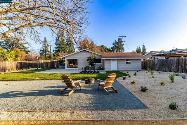 1642 Balboa Ct, Pleasant Hill, CA 94523