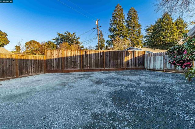 1642 Balboa Ct, Pleasant Hill, CA 94523