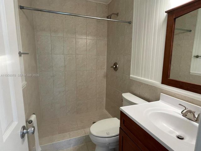 1021 N Victoria Park Rd 1, Fort Lauderdale, FL 33304