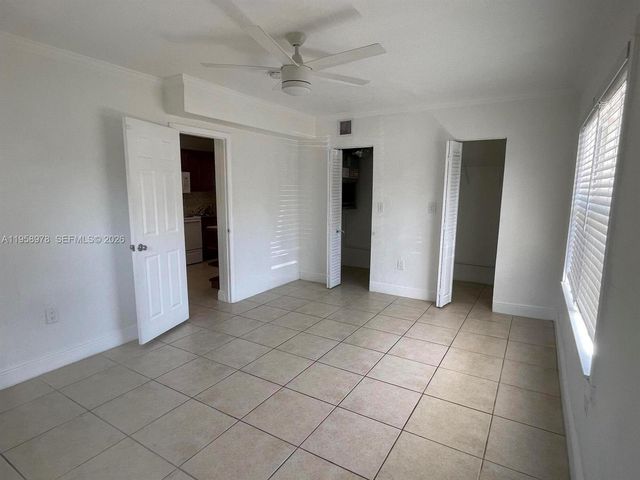 1021 N Victoria Park Rd 1, Fort Lauderdale, FL 33304