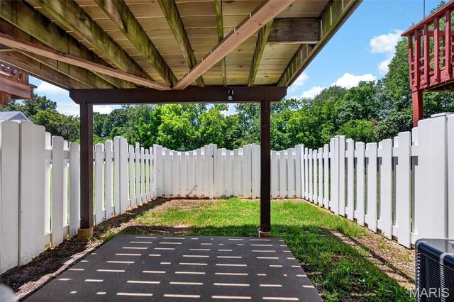 1721 Florine Boulevard D, St Charles, MO 63303