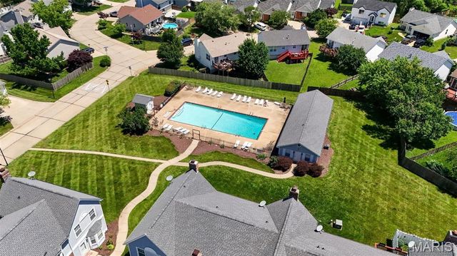 1721 Florine Boulevard D, St Charles, MO 63303