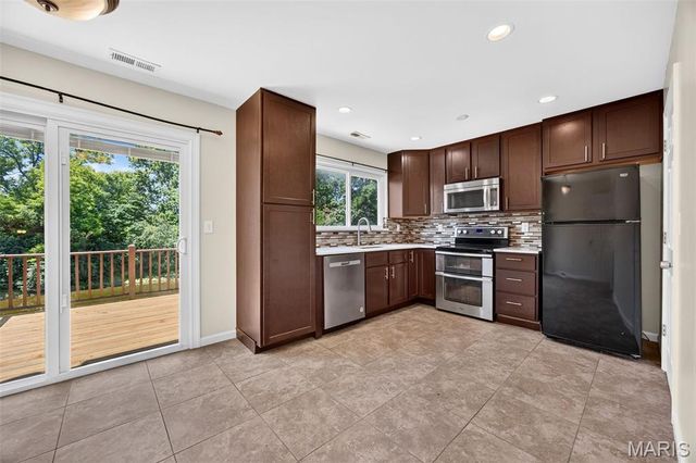 1721 Florine Boulevard D, St Charles, MO 63303