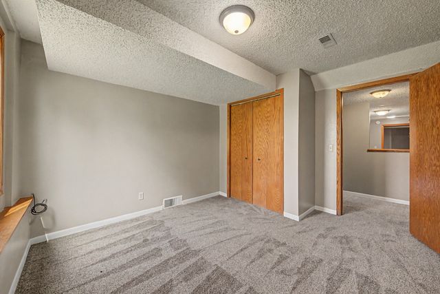 8028 NE 46th Avenue, Altoona, IA 50009