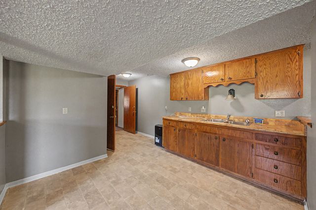 8028 NE 46th Avenue, Altoona, IA 50009