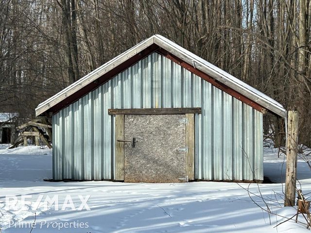 1408 W Wilson Road, Clio, MI 48420