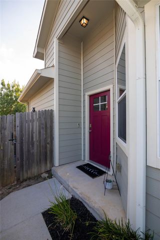 1501 Gropius LN 30B, Pflugerville, TX 78660