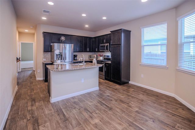 1501 Gropius LN 30B, Pflugerville, TX 78660