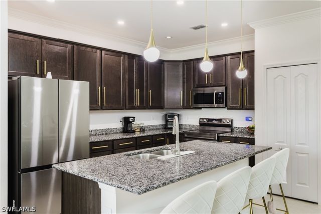1219 SW 10th ST, Cape Coral, FL 33991