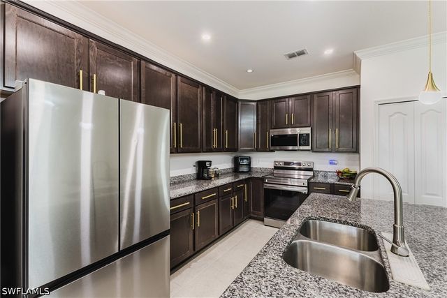 1219 SW 10th ST, Cape Coral, FL 33991