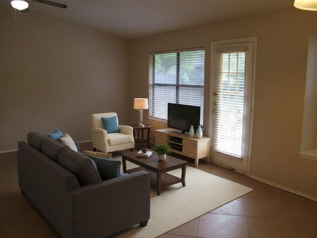 1301 Texas Oak WAY, Cedar Park, TX 78613