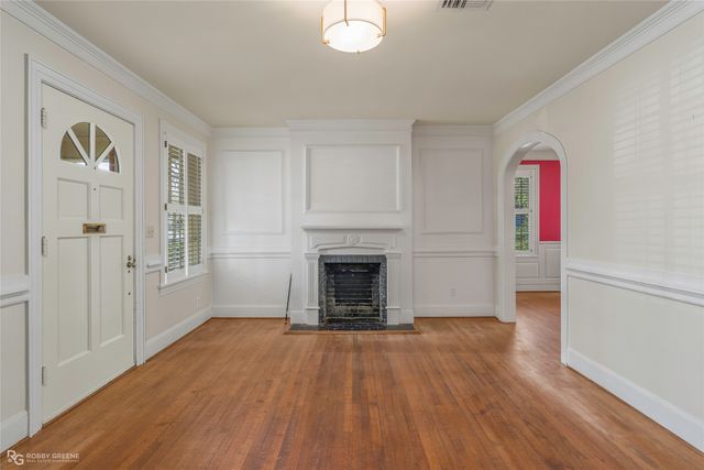 3810 Creswell Avenue, Shreveport, LA 71104